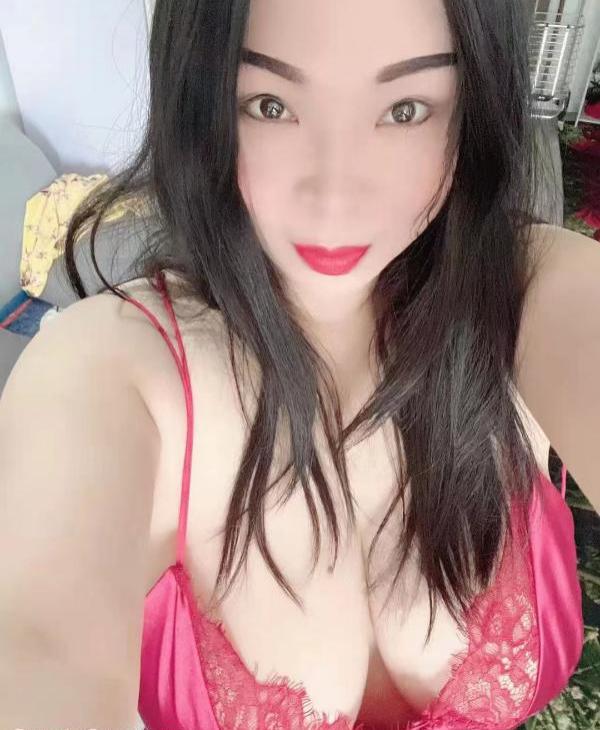 大奶F欣怡少妇