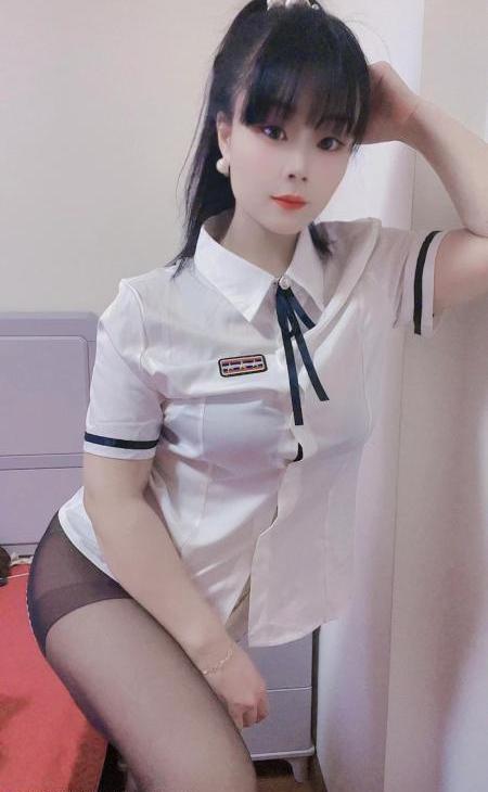 毒龙女王