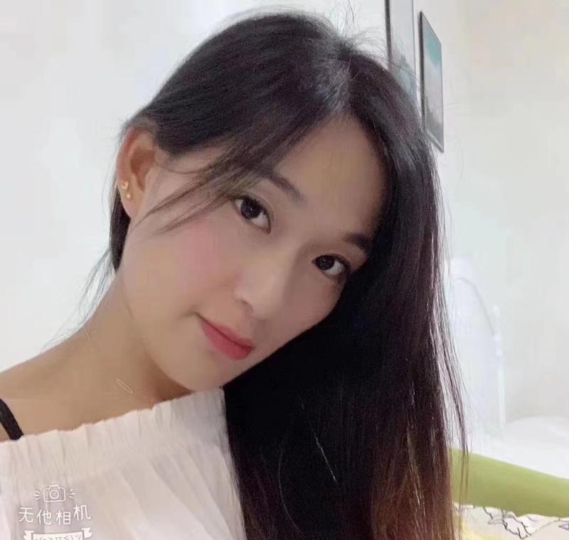 苗条莉莉